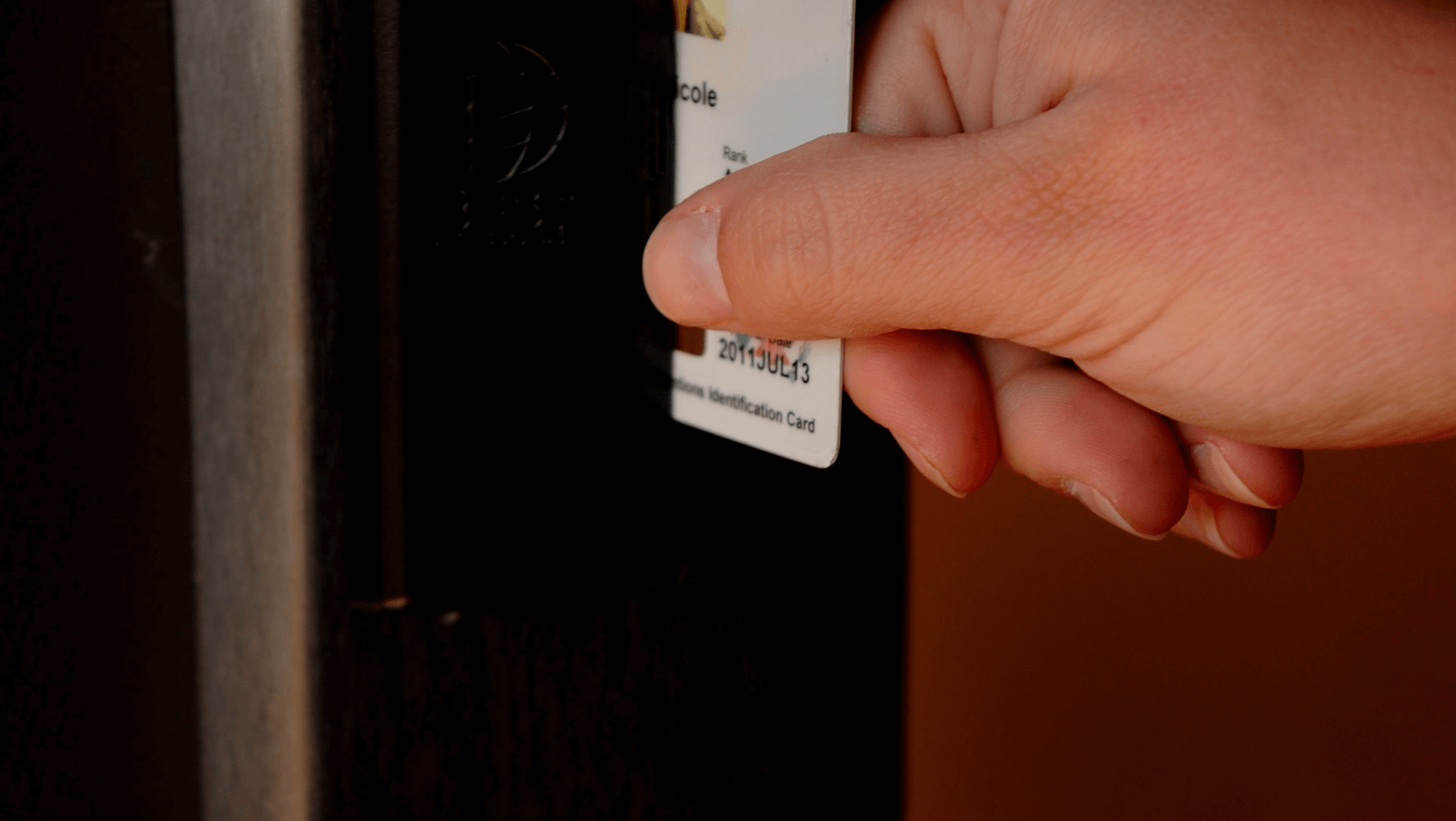 Mobile Liberation for Federal Government PIV &amp; CAC Cards | Duo Security